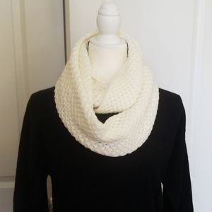 Infinity scarf